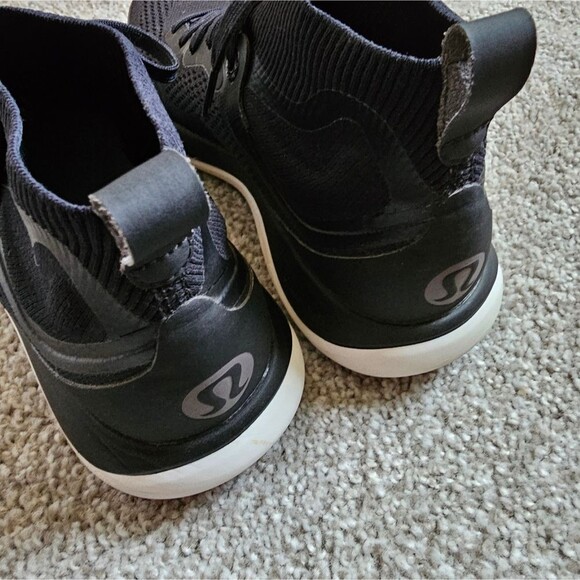 Lululemon Chargefeel Mid Workout Shoe - Picture 4 of 9